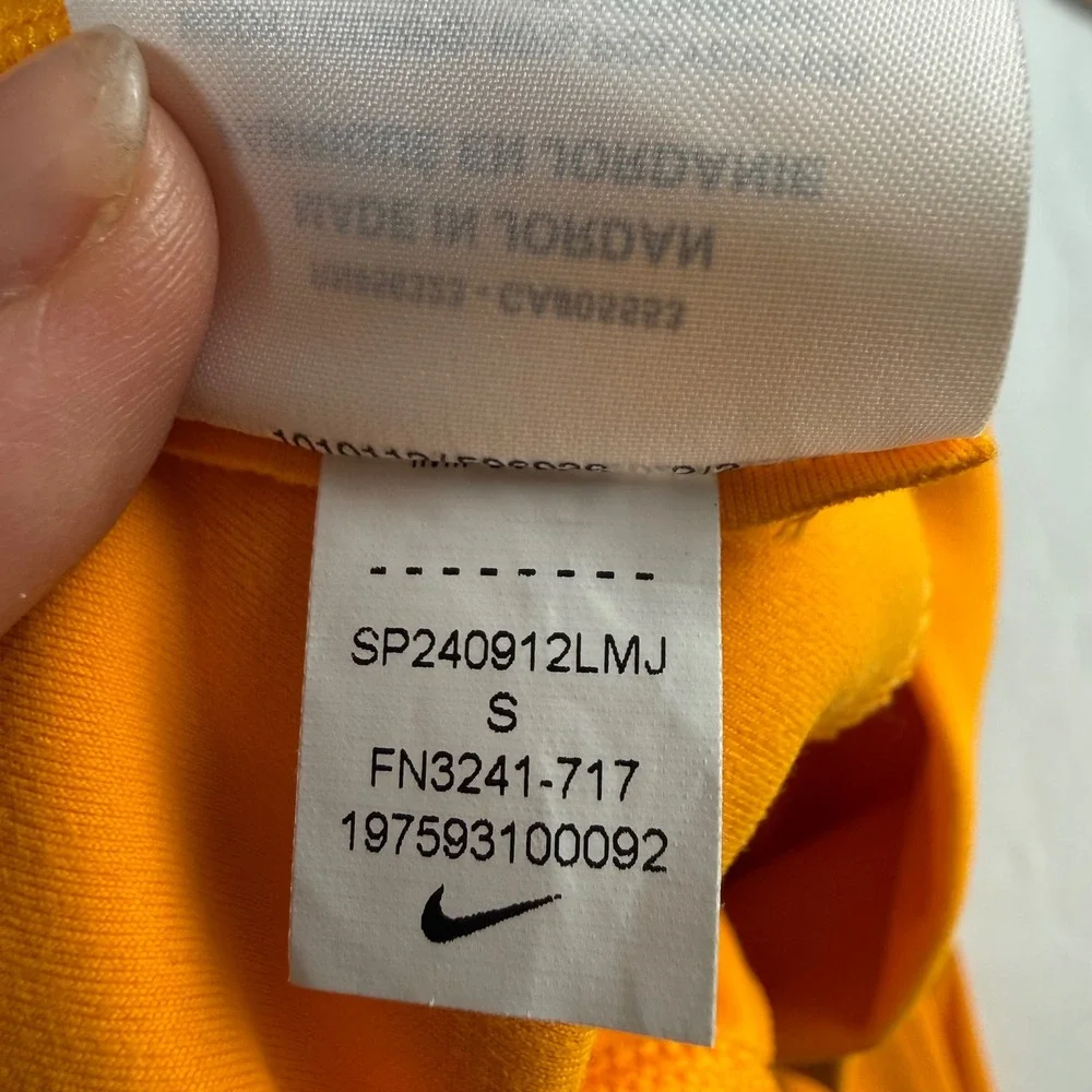 Nike One Dri-FIT Womens High Waisted Leggings Orange Pockets Small‎ Athleisure